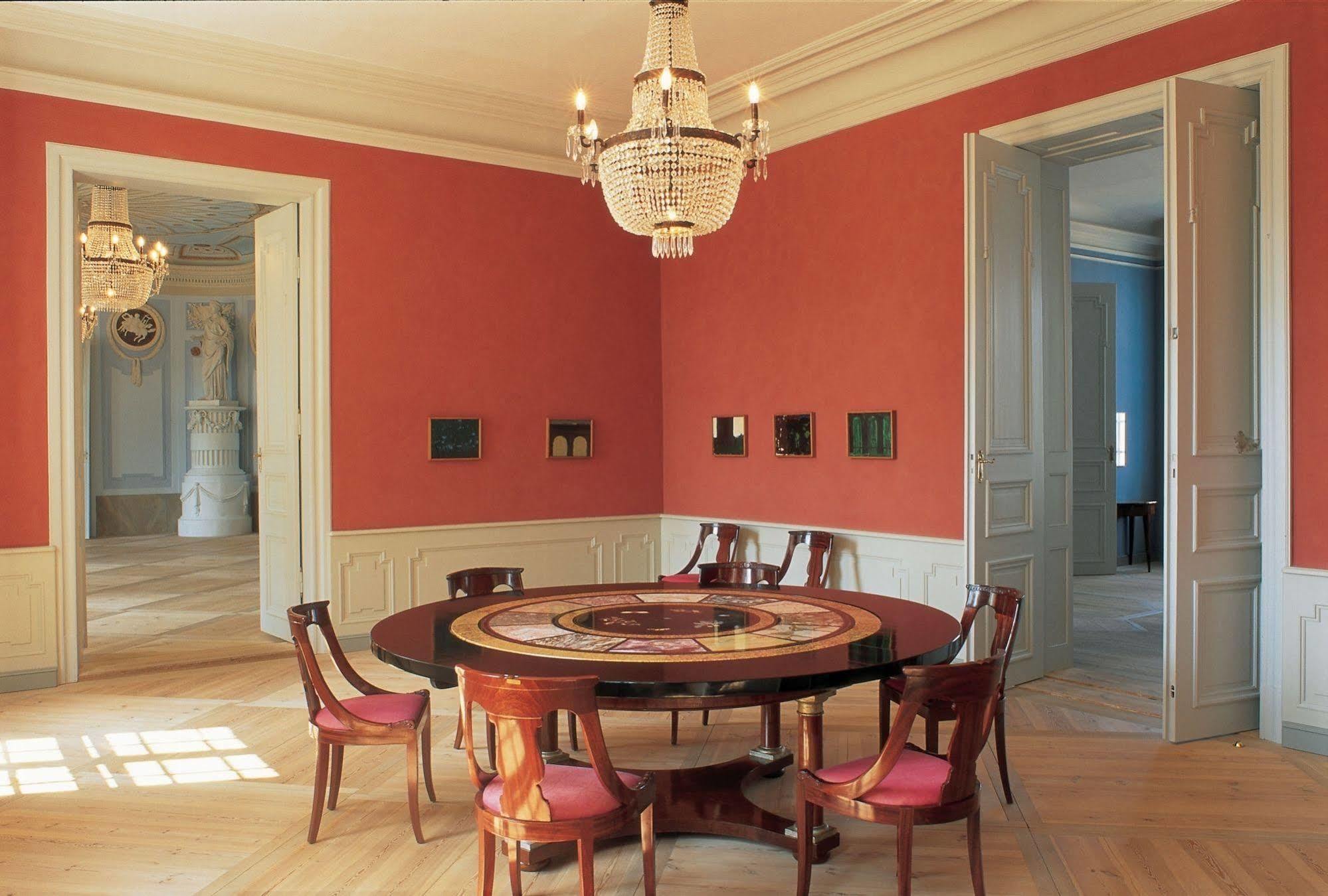 Hotel Schloss Neuhardenberg Einrichtungen foto